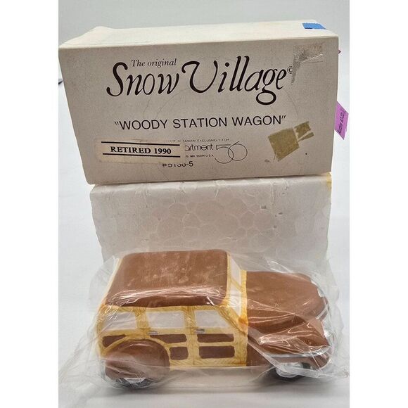 The Original Snow Village Retired 1990 Woody Station Wagon Collectible Decoratio - Picture 1 of 4